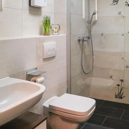 Apartment Awesome In Graal-müritz W/ 1 Bedrooms Graal-Mueritz